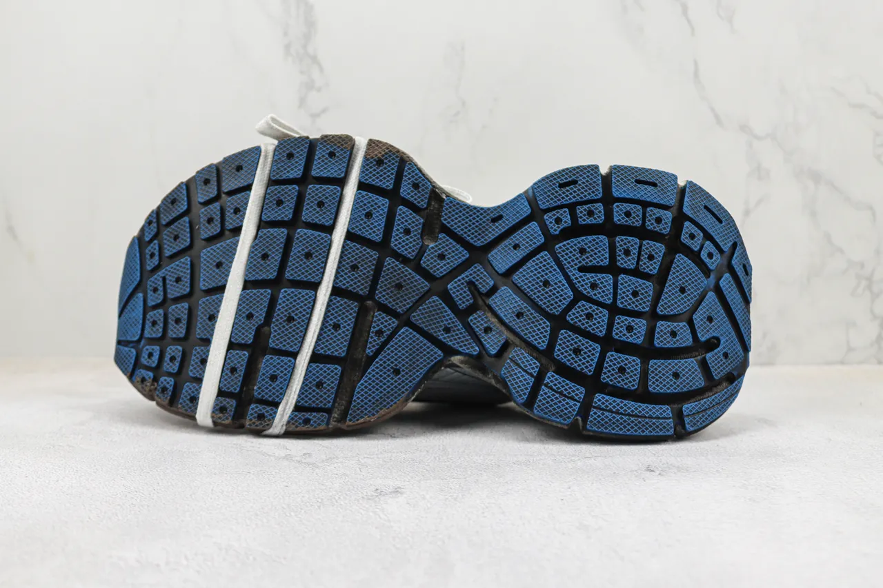 New Balance Azul Plateado Suela multicapas Revestimientos sintéticos metálicos Zapatillas chunky 8