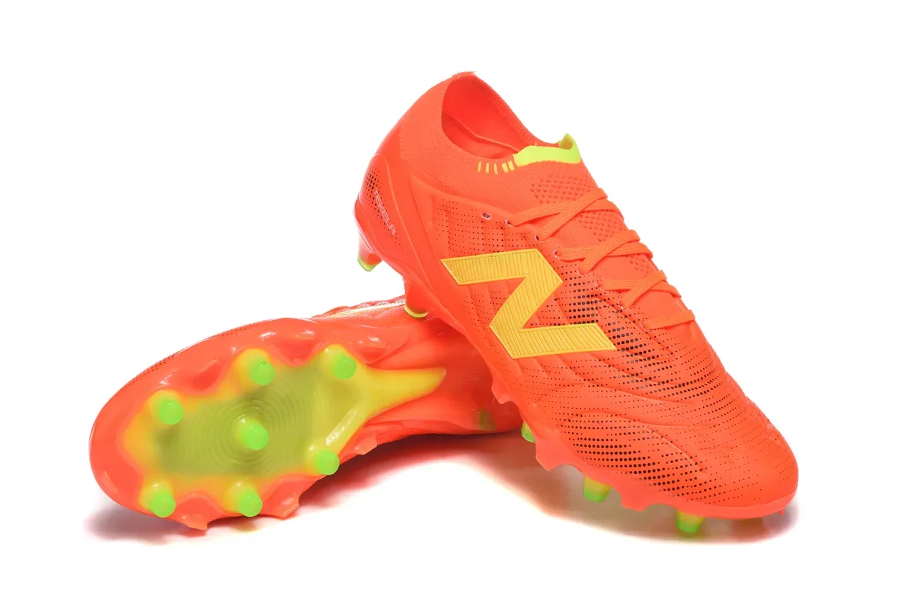 New Balance Tekela برتقالي أخضر، نعل mold studs، upper texturizado sintético، للأرض الصلبة، أحذية كرة القدم 6