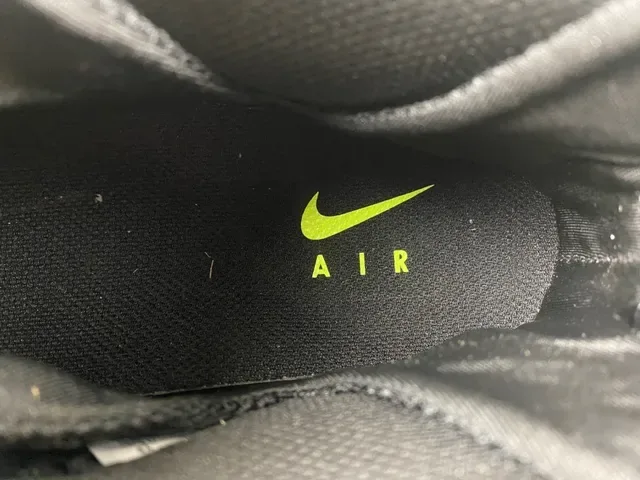 Nike Air Foamposite One Noir Vert Néon Chaussures de Basketball 7