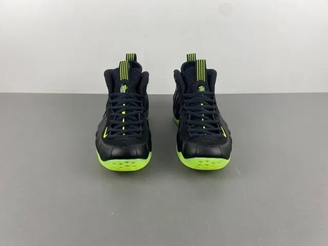 Nike Air Foamposite One Noir Vert Néon Chaussures de Basketball 14