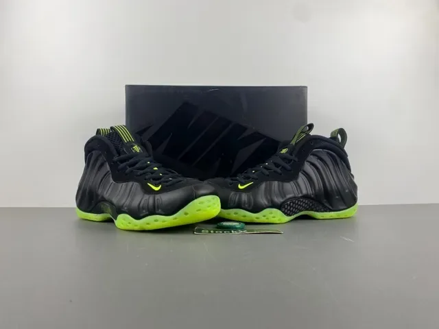 Nike Air Foamposite One Noir Vert Néon Chaussures de Basketball 16