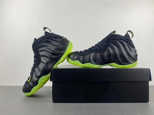 Nike Air Foamposite One Noir Vert Néon Chaussures de Basketball 17