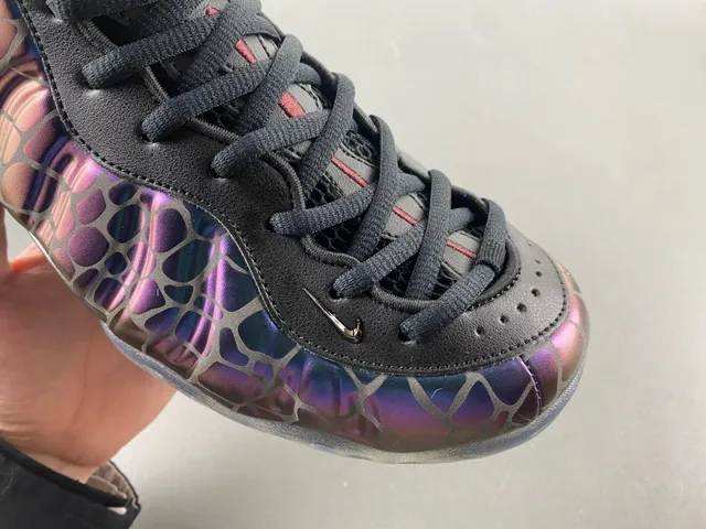 Nike Air Foamposite One इरिडेसेंट पर्पल ब्लू बास्केटबॉल जूते 2