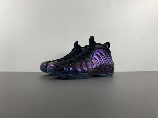 Nike Air Foamposite One इरिडेसेंट पर्पल ब्लू बास्केटबॉल जूते 10