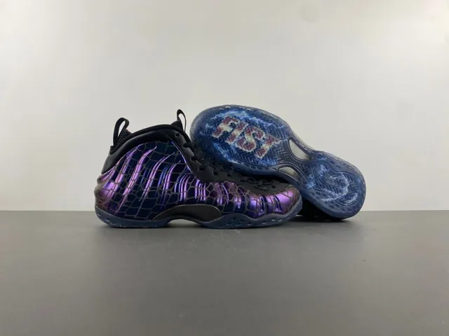 Nike Air Foamposite One इरिडेसेंट पर्पल ब्लू बास्केटबॉल जूते 12