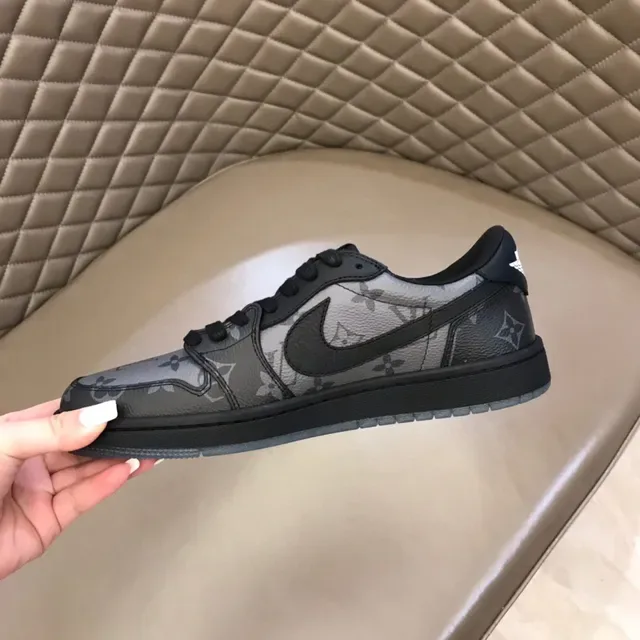 Nike Air Force 1 Monogram Print Sneakers Lifestyle Preto e Cinza 3