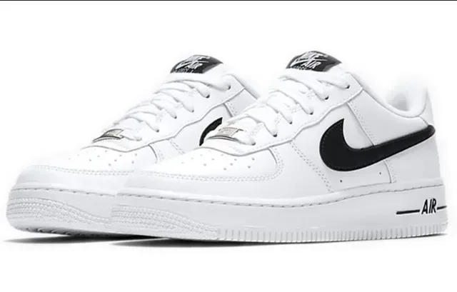 Nike Air Force 1 White Black Lifestyle Sneakers 5