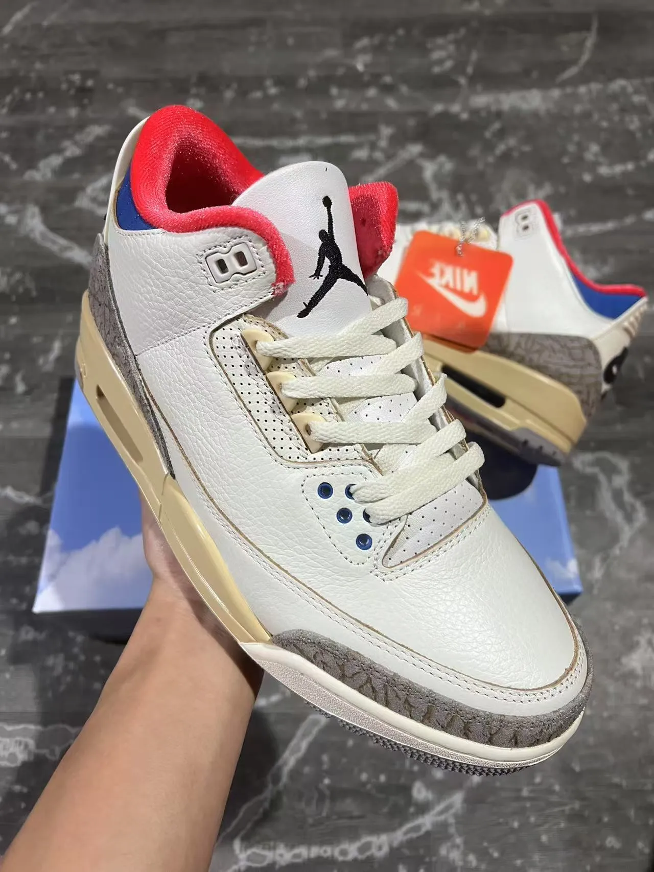 Nike Air Jordan 3 Tênis de Basquete com Estampa de Elefante Branco e Bege 2