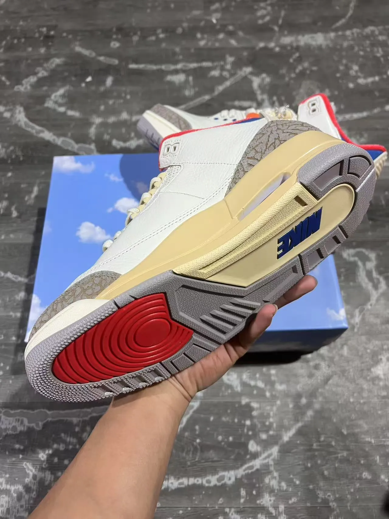 Nike Air Jordan 3 Tênis de Basquete com Estampa de Elefante Branco e Bege 6