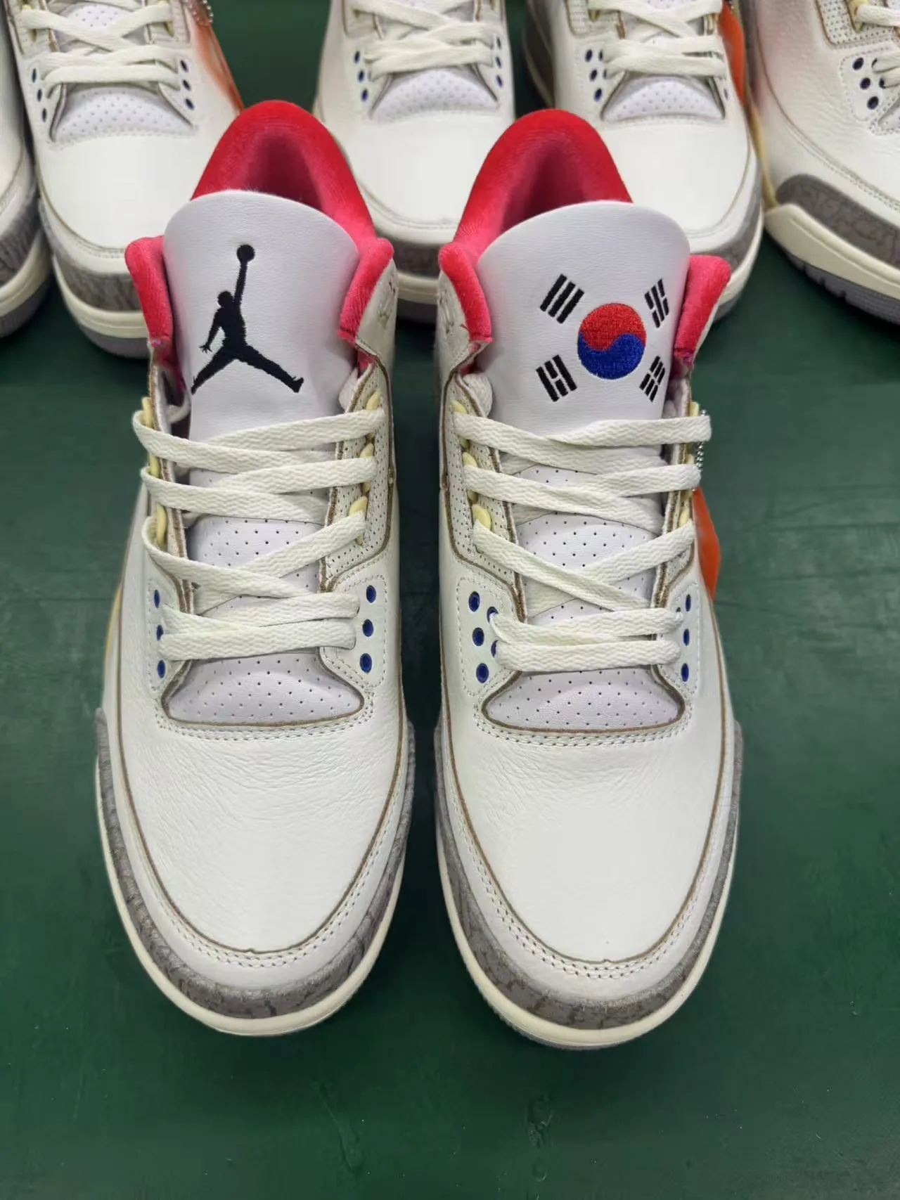 Nike Air Jordan 3 Tênis de Basquete com Estampa de Elefante Branco e Bege 12