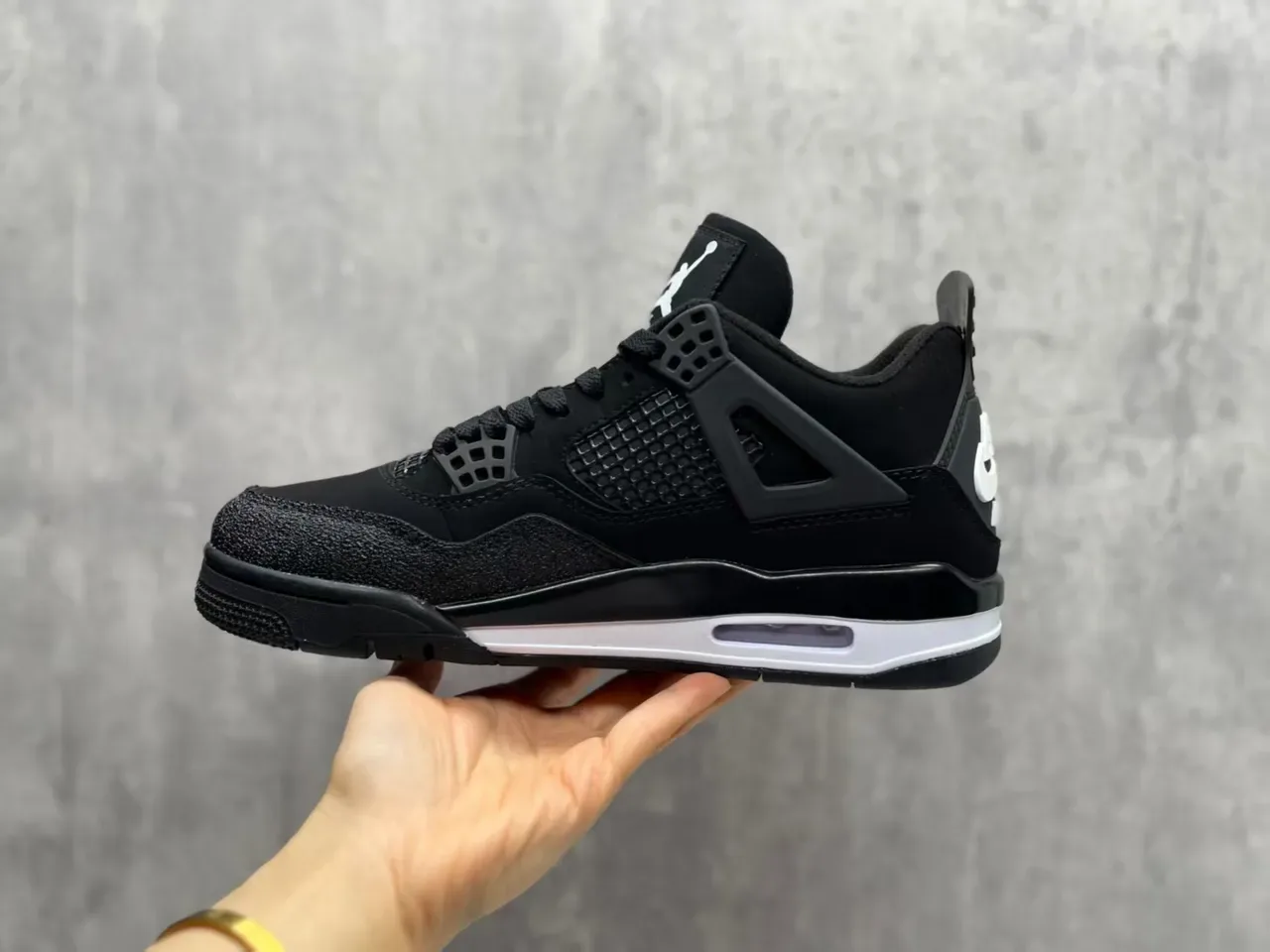 Nike Air Jordan 4 黑白篮球鞋 4