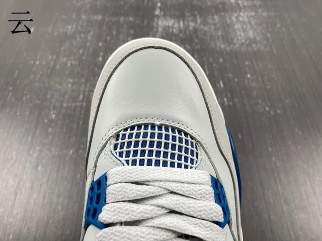 Nike Air Jordan 4 chaussures de basketball gris clair et bleu royal 12
