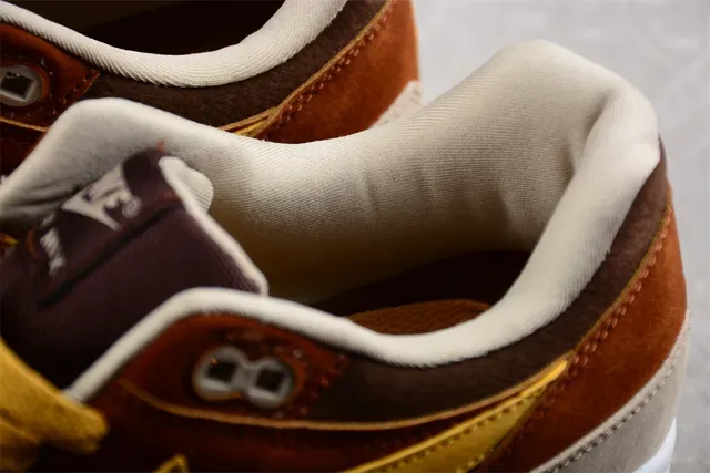 Tênis Lifestyle Nike Air Max 1 Brown Beige Yellow 4