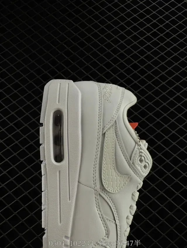 Nike Air Max 1 White Lifestyle Sneakers 4