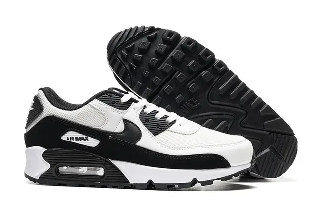 Nike Air Max 90 White and Black Lifestyle Sneakers 3