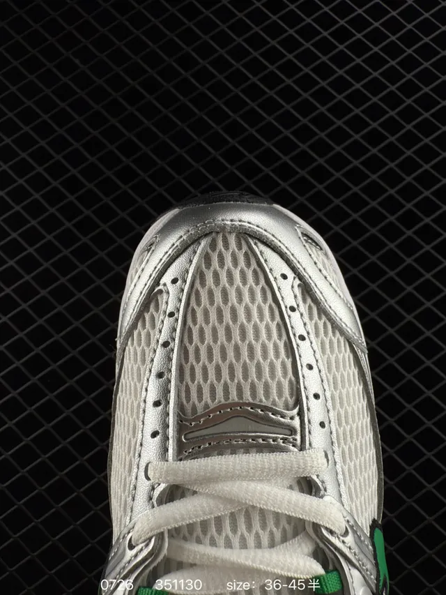 Nike Air Max Moto 2K White Green Wave-Shaped Synthetic Cage Open Mesh Upper Running Shoes 2