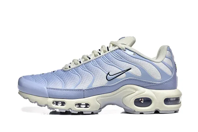 Nike Air Max Plus Light Periwinkle Lifestyle Sneakers 3