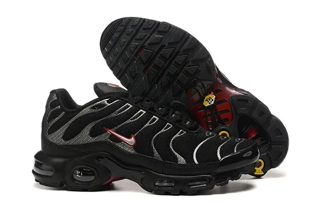 Nike Air Max Plus Light Periwinkle Lifestyle Sneakers 14