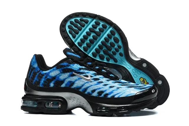 Nike Air Max Plus Perforated Monochrome Lifestyle Sneakers 11