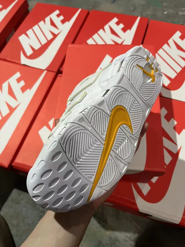 Nike Air More Uptempo Blanco Amarillo Zapatos de Baloncesto 4