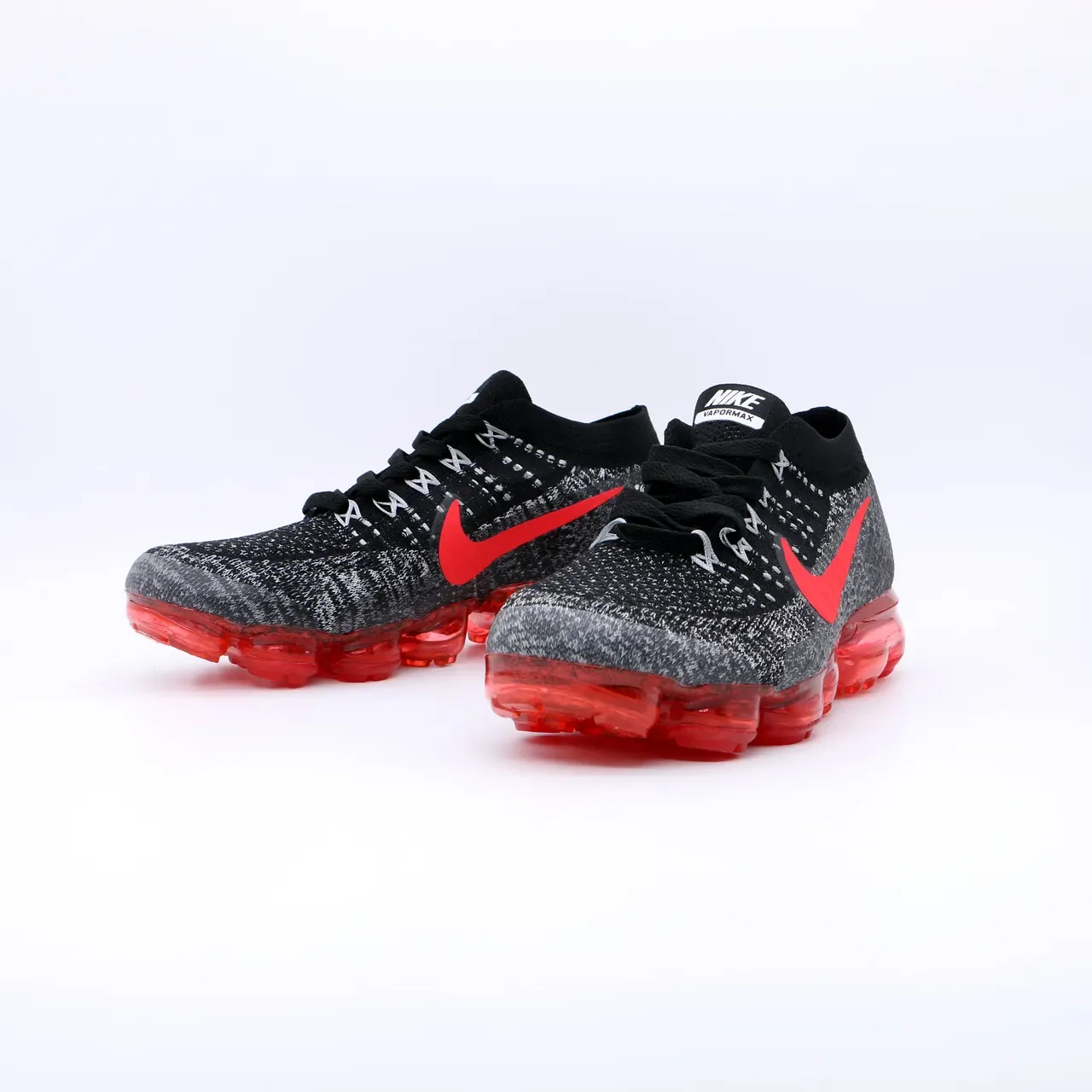 Nike Air VaporMax Flyknit 黑灰红 跑鞋 6