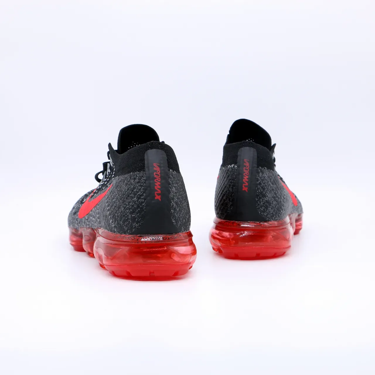 Nike Air VaporMax Flyknit 黑灰红 跑鞋 8