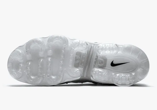 Nike Air VaporMax Plus Gradient Purple Gray Lifestyle Sneakers 7