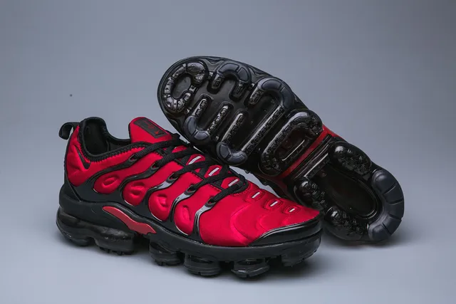 Nike Air VaporMax Plus Red Black Lifestyle Sneakers 17