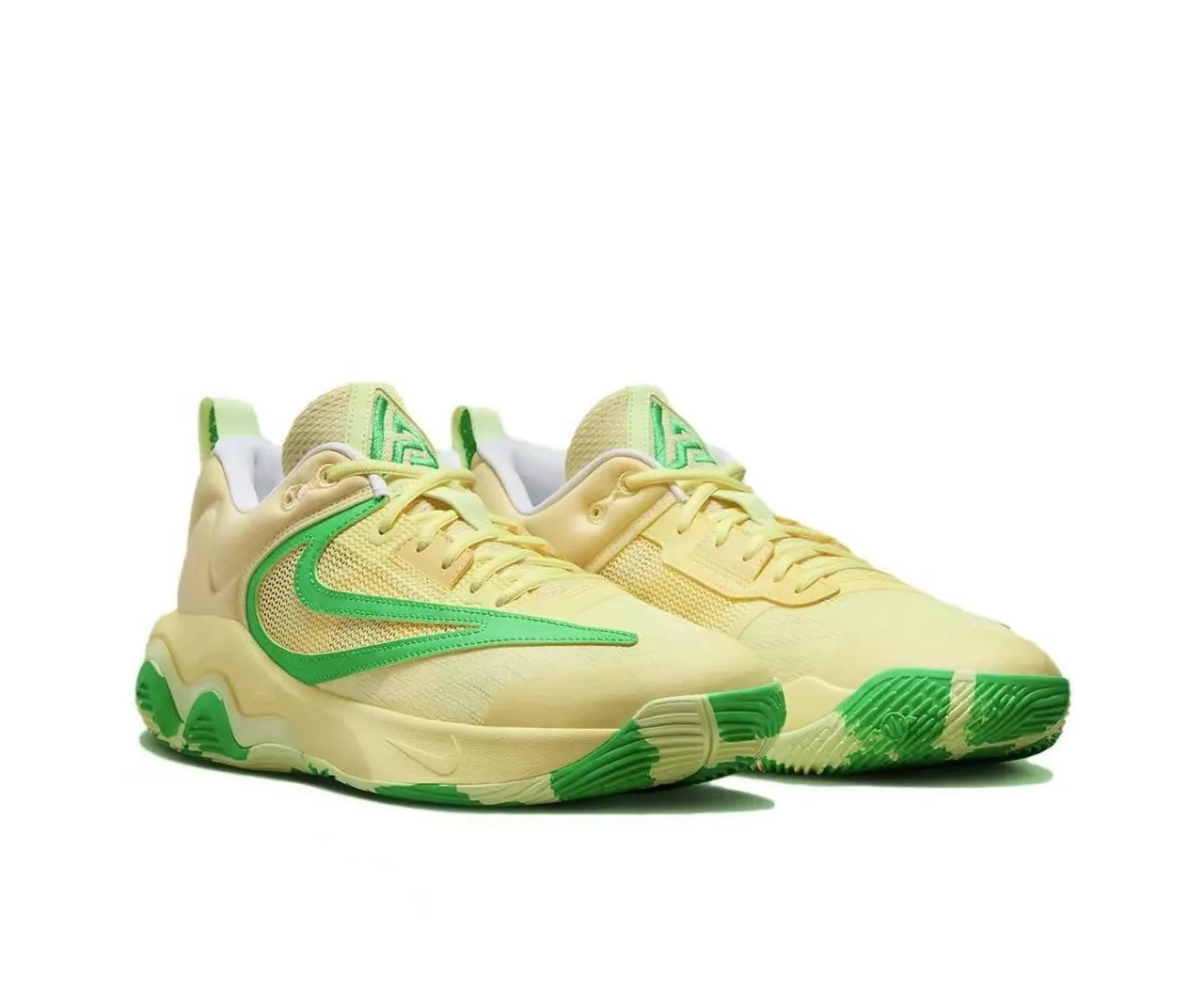 Nike Air Zoom G.T. Cut أصفر أخضر أحذية كرة السلة 2