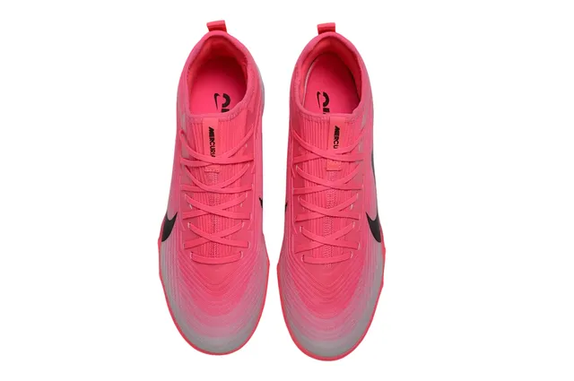 Nike Air Zoom Tênis de futebol com parte superior de malha rosa preto gradiente grama 2