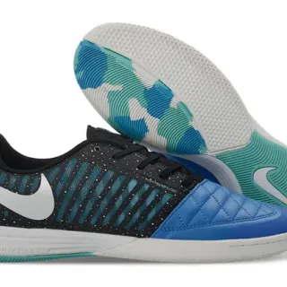 Nike Noir Bleu Chaussures de football indoor à lacets bas avec capuchon d'orteil matelassé