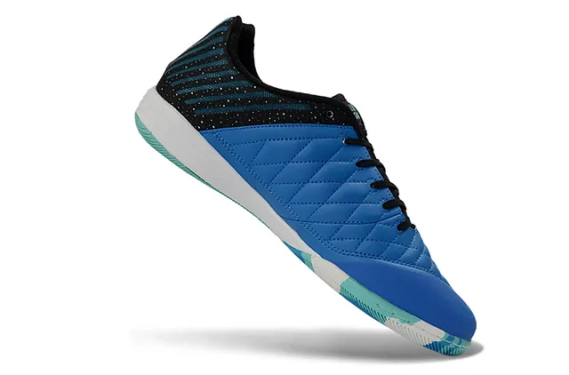 Nike Negro Azul Zapatos de fútbol indoor con punta acolchada y bajo 2