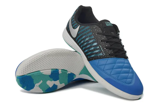 Nike Negro Azul Zapatos de fútbol indoor con punta acolchada y bajo 4