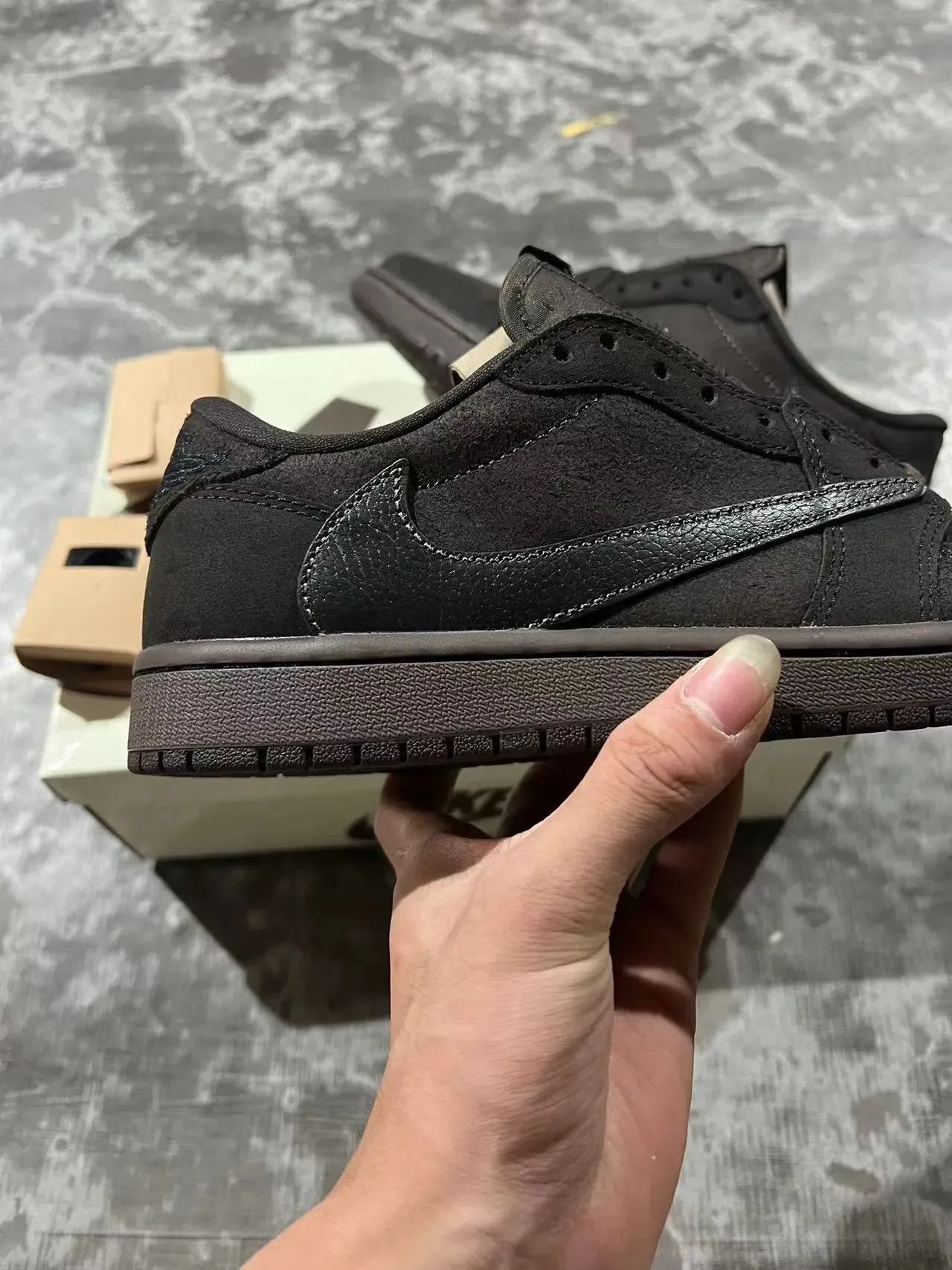 Nike Black Brown Low-Top Mixed-Material Upper Lifestyle Sneakers 7