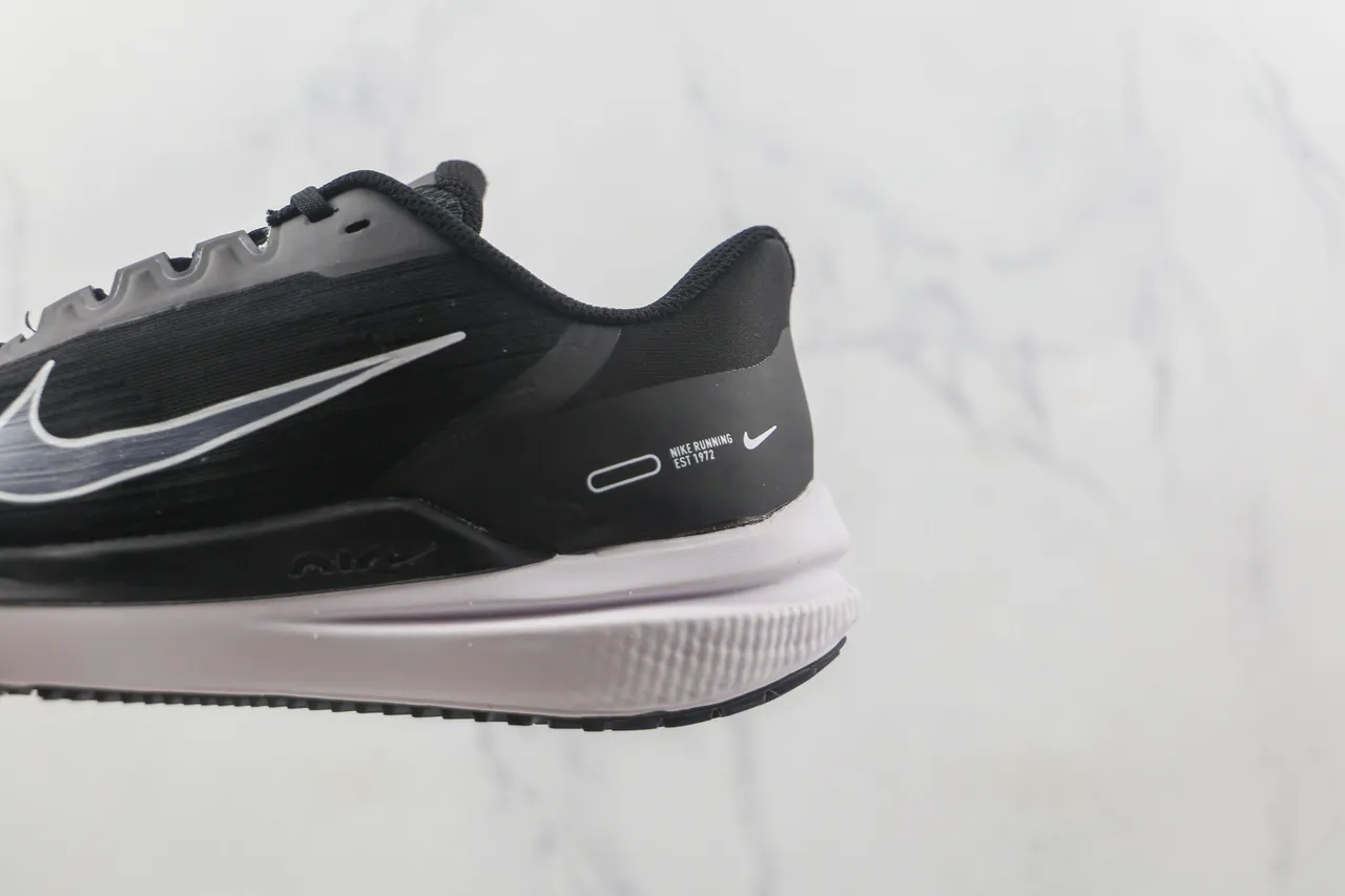 Nike Black White Engineered Mesh Upper Asymmetric Lacing System Running Shoes 7