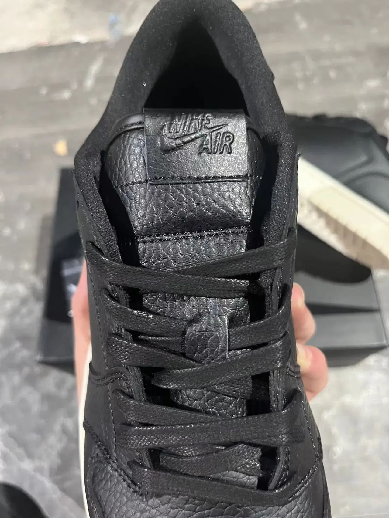 Nike Black White Pebbled Leather Upper Cupsole Lifestyle Sneakers 4