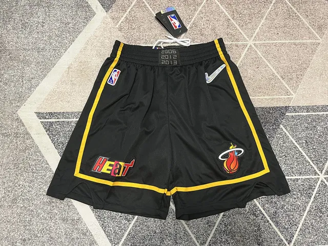 Nike Championship Edition أسود أصفر شبكي رياضي شورتس 4
