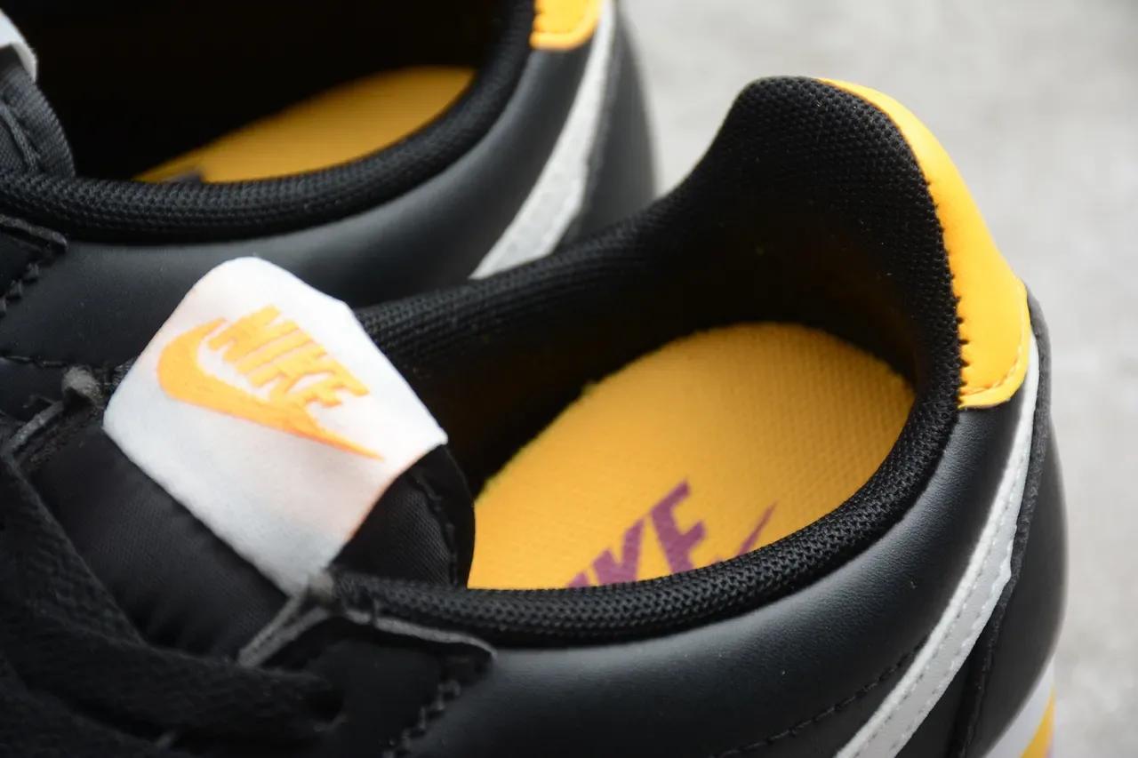 Nike Cortez Noir Blanc Jaune Violet Chaussures Lifestyle 3