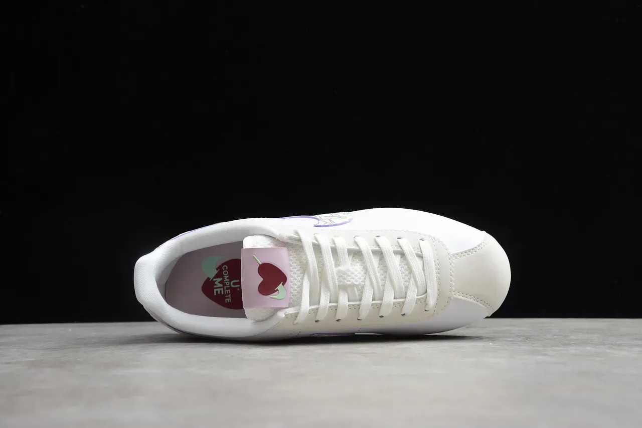 Nike Cortez zapatillas lifestyle blancas rosas verdes con patrón 4