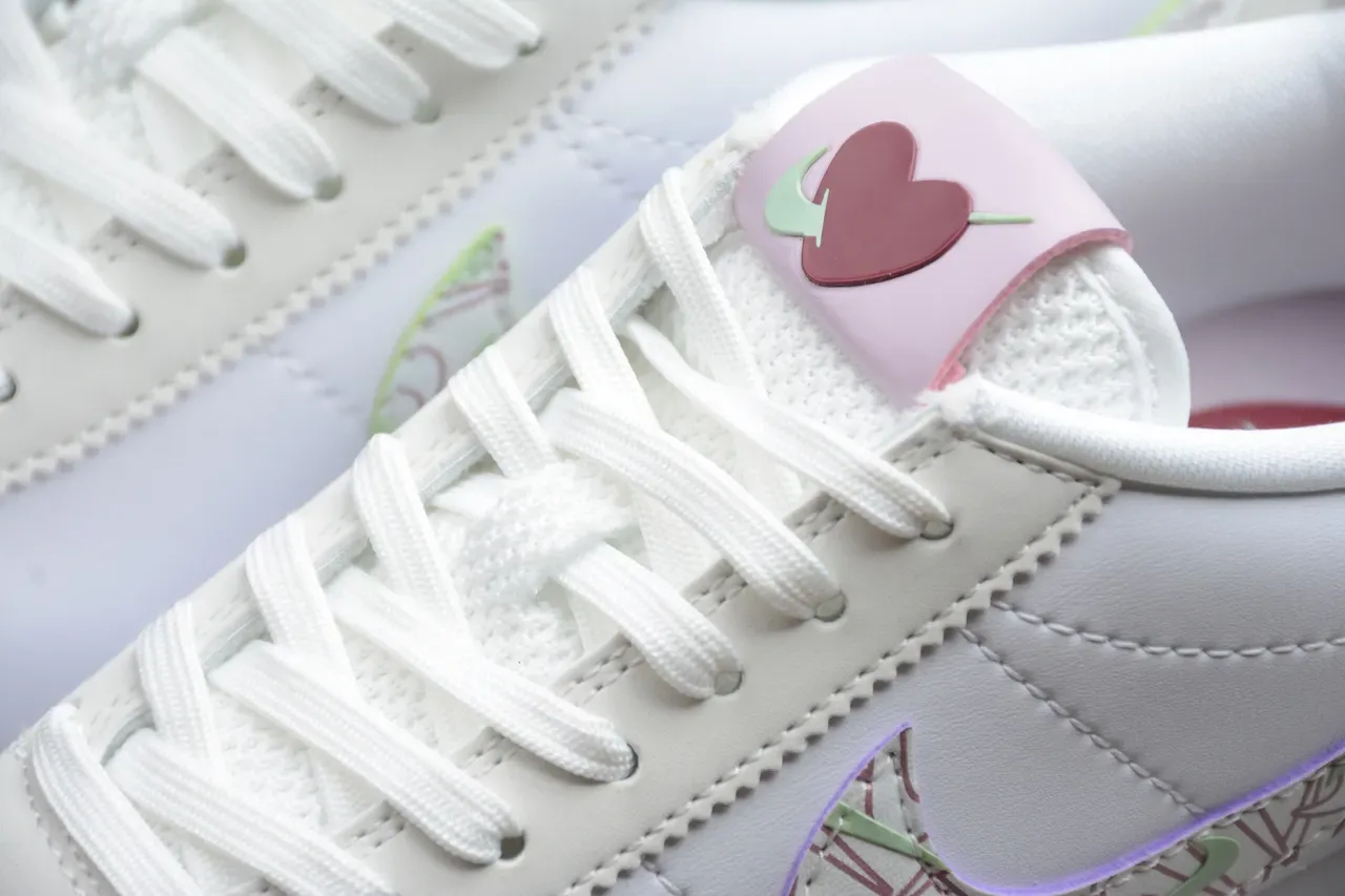 Nike Cortez zapatillas lifestyle blancas rosas verdes con patrón 14