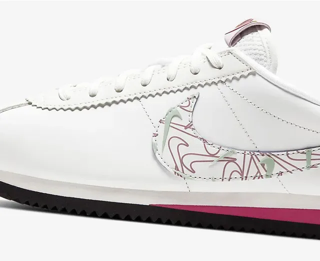 Nike Cortez zapatillas lifestyle blancas rosas verdes con patrón 19
