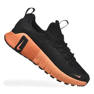 Nike Free-Inspired काला और नारंगी बुनकर रनिंग जूते