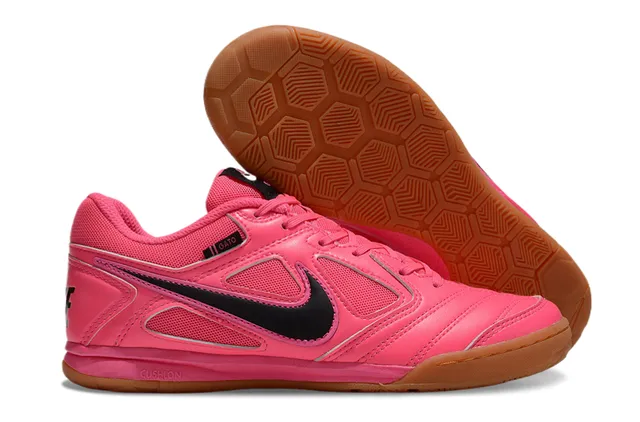 Nike GATO গোলাপি ও কালো ইন্ডোর সকার জুতো 7