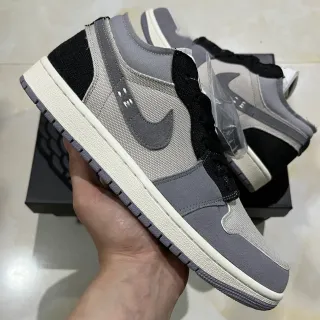 Nike Chaussures Lifestyle Gris et Noir Low-Top Upper en Matière Mixte