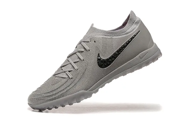 Nike أحذية كرة القدم تيرف رمادي أسود 5