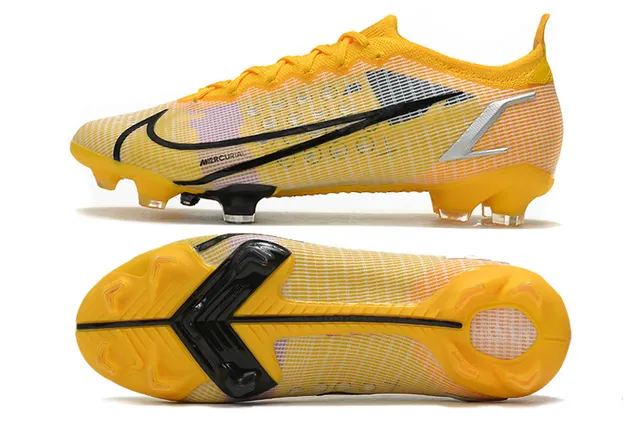 Nike Mercurial Vapor 粉色和金色硬地足球鞋 9