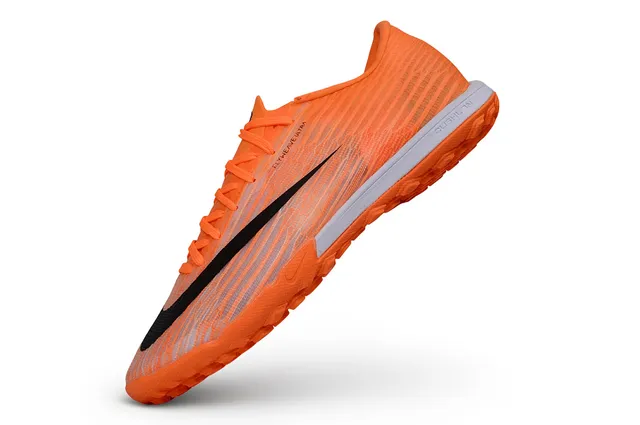 Nike tênis de futebol turf upper Flyweave Low-Cut Collar laranja preto 4