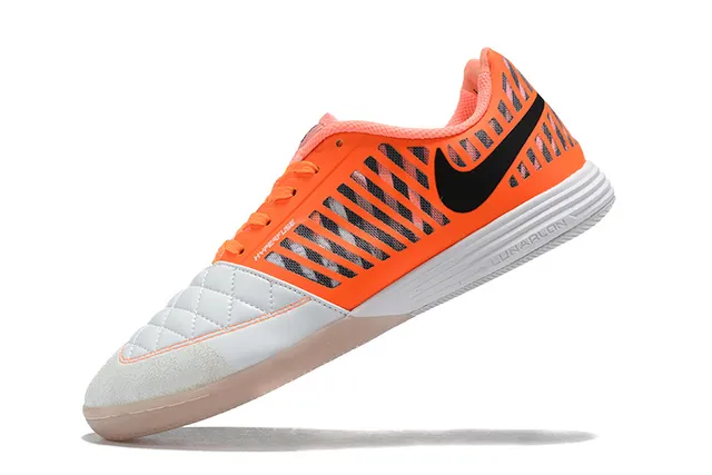 Nike chaussures de football indoor orange et blanc boîte à orteils matelassée superposition de cage synthétique 6