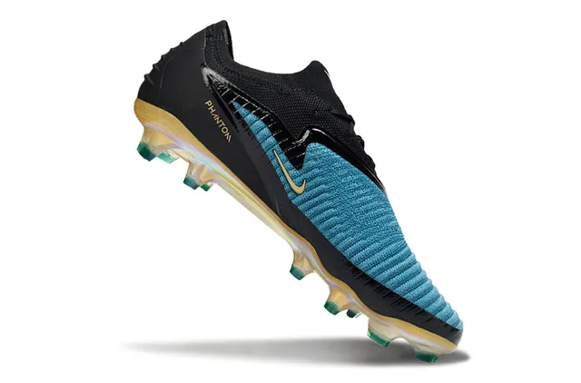 Nike Phantom GT Parte superior em malha preta azul iridescente Sola iridescente Campo firme Sapatos de futebol 2