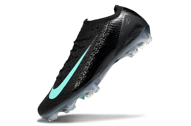 Nike Phantom GT Noir Bleu Haut en Tricot Col à Enfiler Terrain Naturel Chaussures de Football 3
